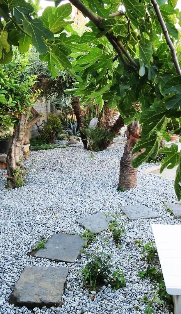 *** Bed & Breakfast Idria B&B Barcellona-Pozzo di Gotto Italy